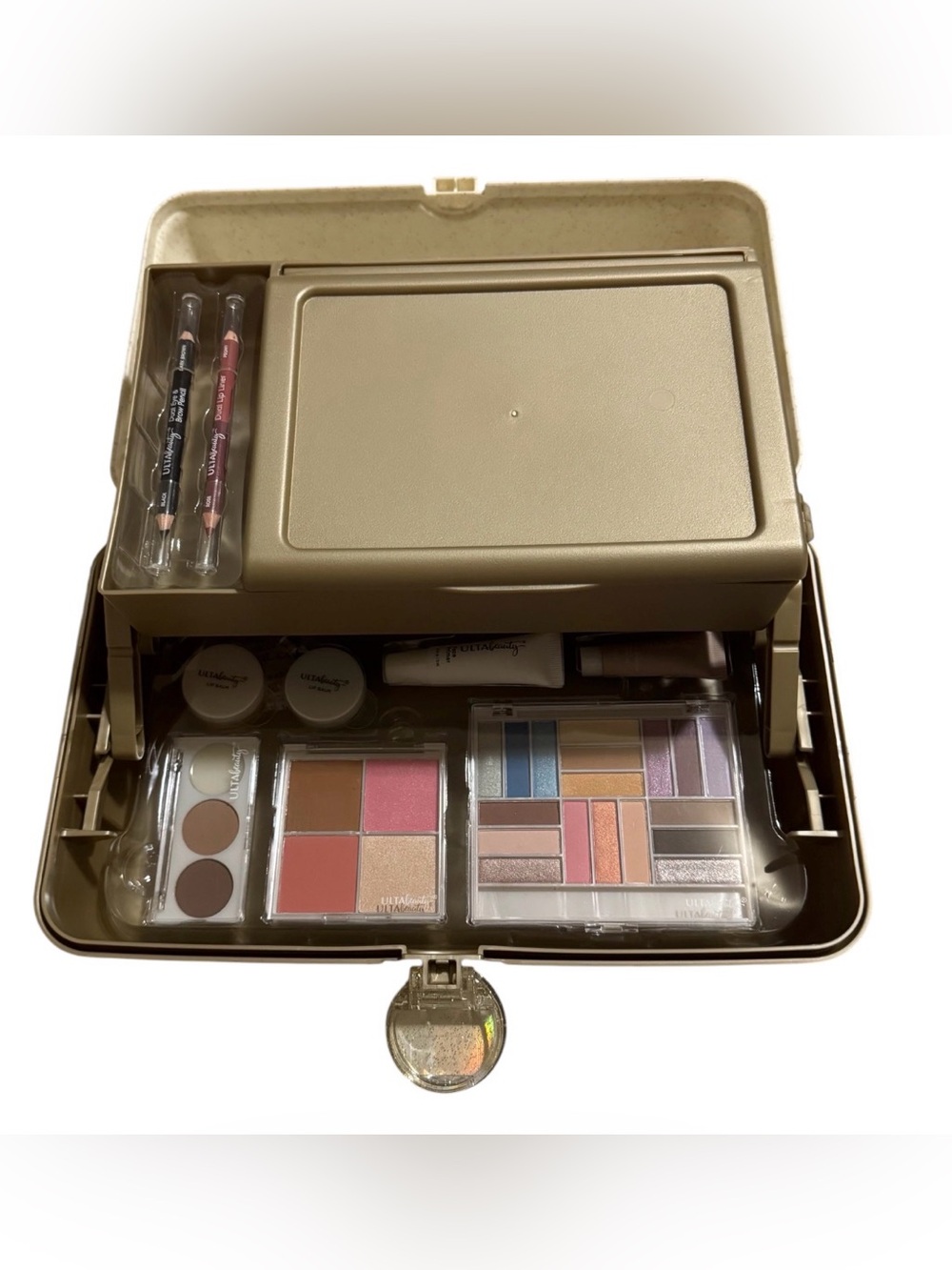 ULTA LIMITED EDITION BEAUTY BOX HOLIDAY TRAIN CASE - Picture 3 of 6